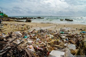 Müllberge an den Stränden sind ein alltägliches Bild auf Phu Quoc