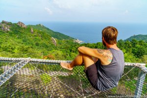 Gigantischer Ausblick auf die Tanote Bay vom Love Koh Tao Viewpoint