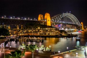 Beleuchtete Harbour Bridge in Sydney Australien