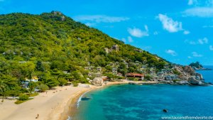 Blick auf die Tanote Bay auf Koh Tao