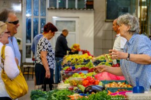 Ein Marktbesuch gehört zu Sarajevos Sehenswürdigkeiten