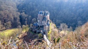 Blick auf die Burg Eltz