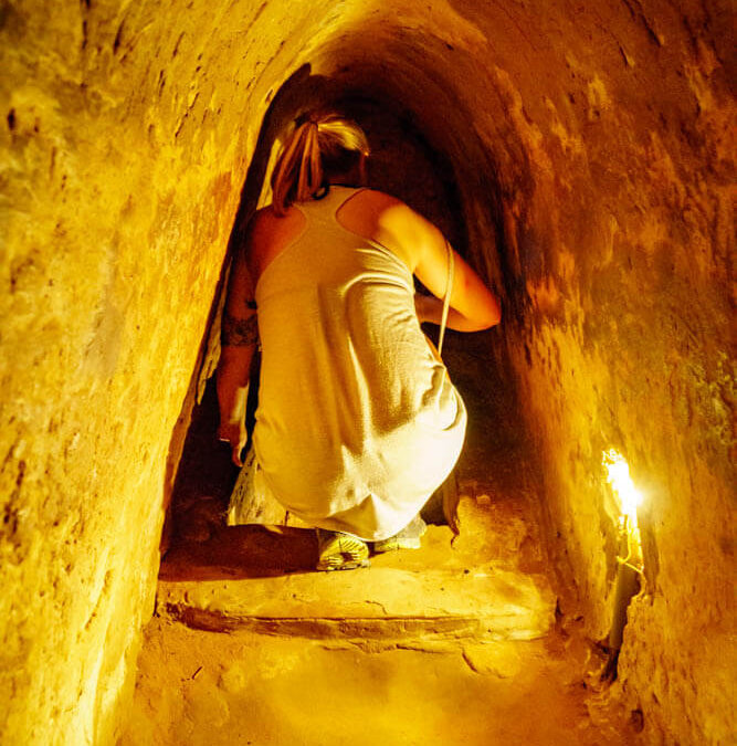 Tunnel von innen-Cu Chi Tunnel-Vietnam